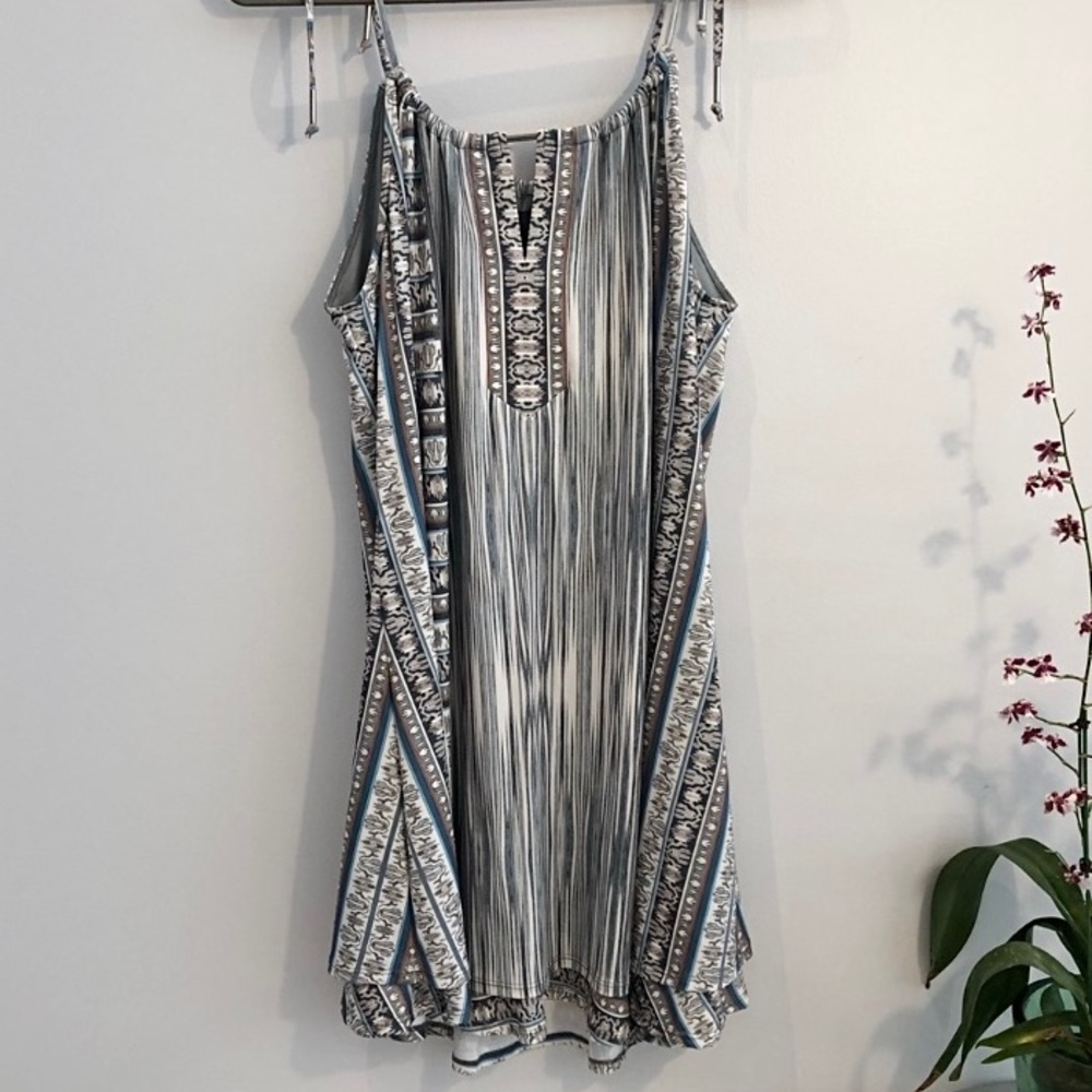 Beautiful slip on Hale Bob dress!